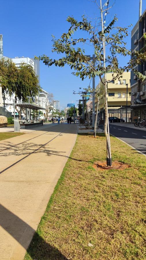 De Pejoto Lägenhet Tel Aviv Exteriör bild